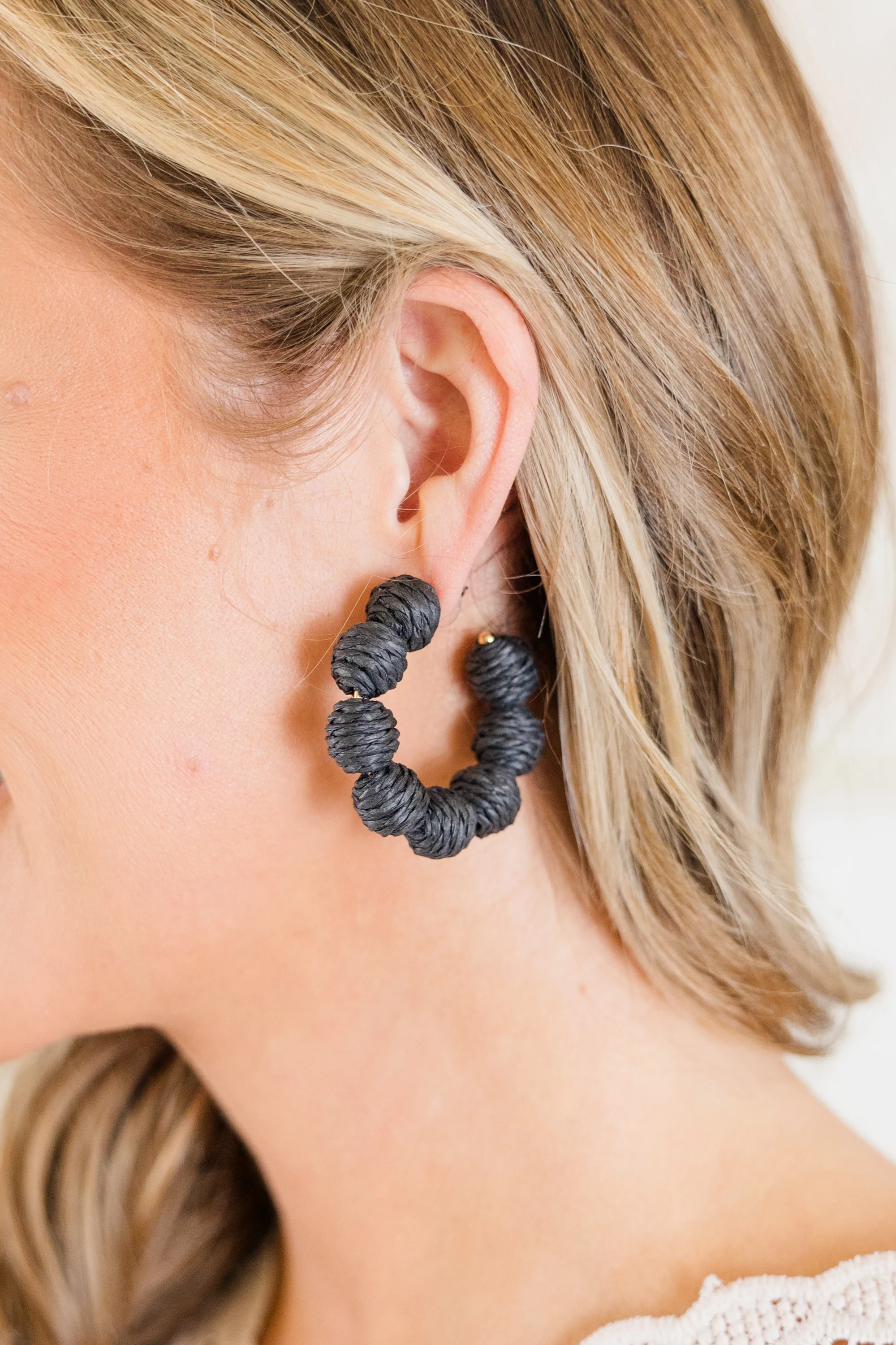 Home In The Tropics Earrings, Black - Giverhouse