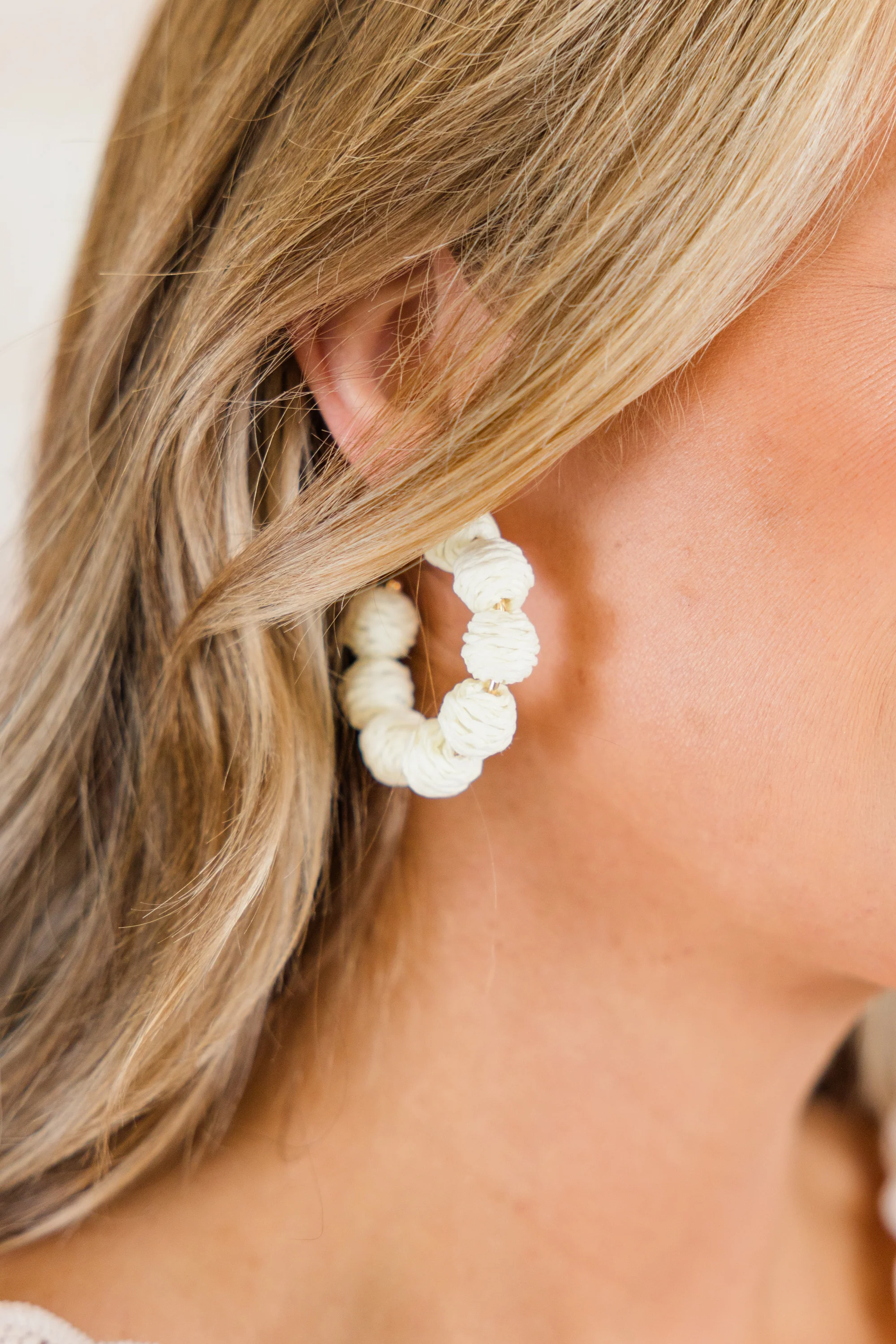 Home In The Tropics Earrings, Ivory - Giverhouse